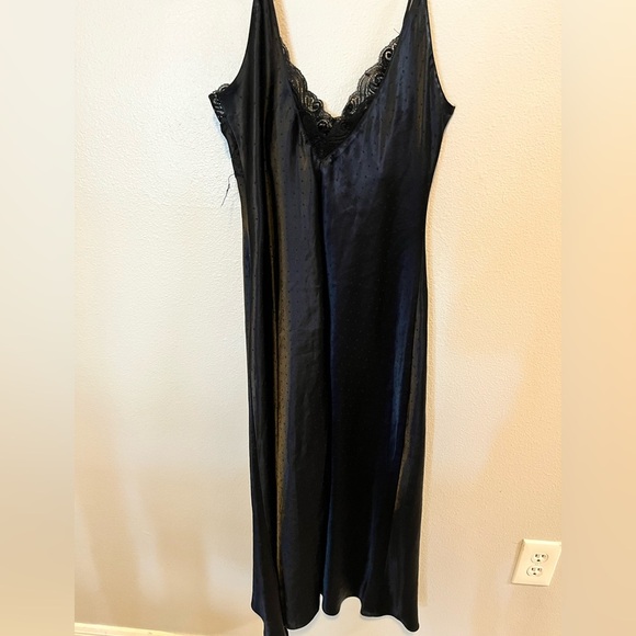 Linea Donatella Witchy Dark Romantic Black Polka Dotted Lace Slip Lingerie S EUC - Picture 5 of 5